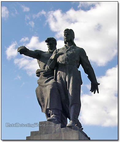 Sverdlovsk WW2 Monument to Workers and Soldiers